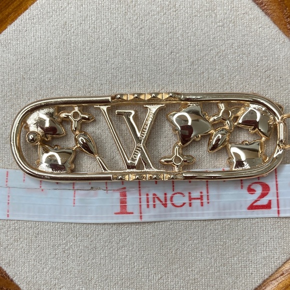 Louis Vuitton Gold Hair Clip with Red, Pink, and Silver Stars - Picture 3 of 3